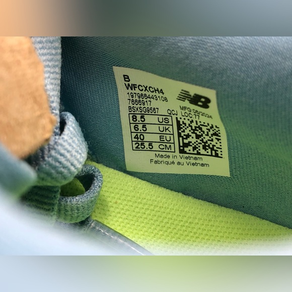 New Balance Women’s FuelCell Rebel v4 WFCXCH4 Running Shoes - Size 8.5 B - Picture 4 of 16